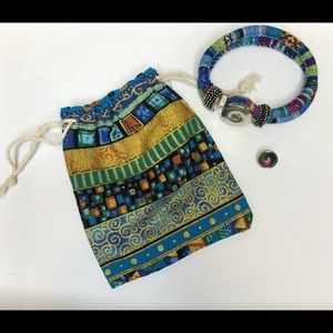 BOHO STYLE CLOTH SNAP BUTTON BRACELET WITH BAG AND ONE FREE SNAP BUTTON
